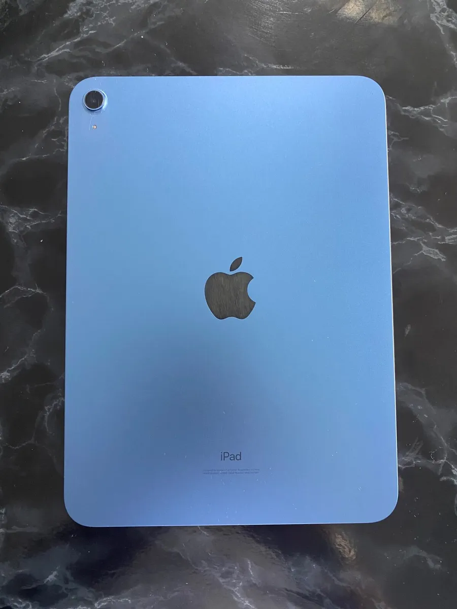 I pad - Image 1