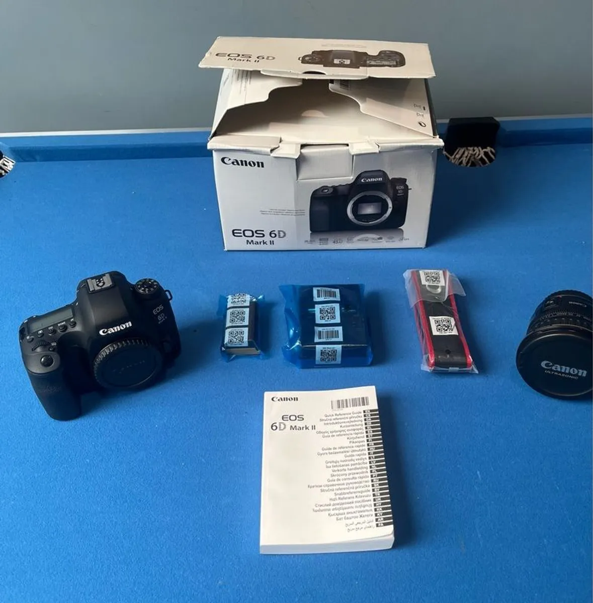 Canon EOS 6D Mark II with Canon EF 20 35mm lens boxed new never used - Image 1
