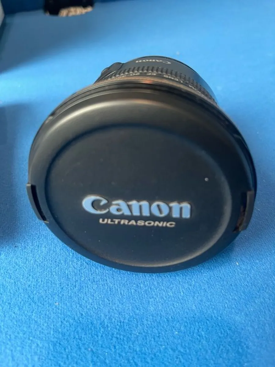 Canon EOS 6D Mark II with Canon EF 20 35mm lens boxed new never used - Image 4