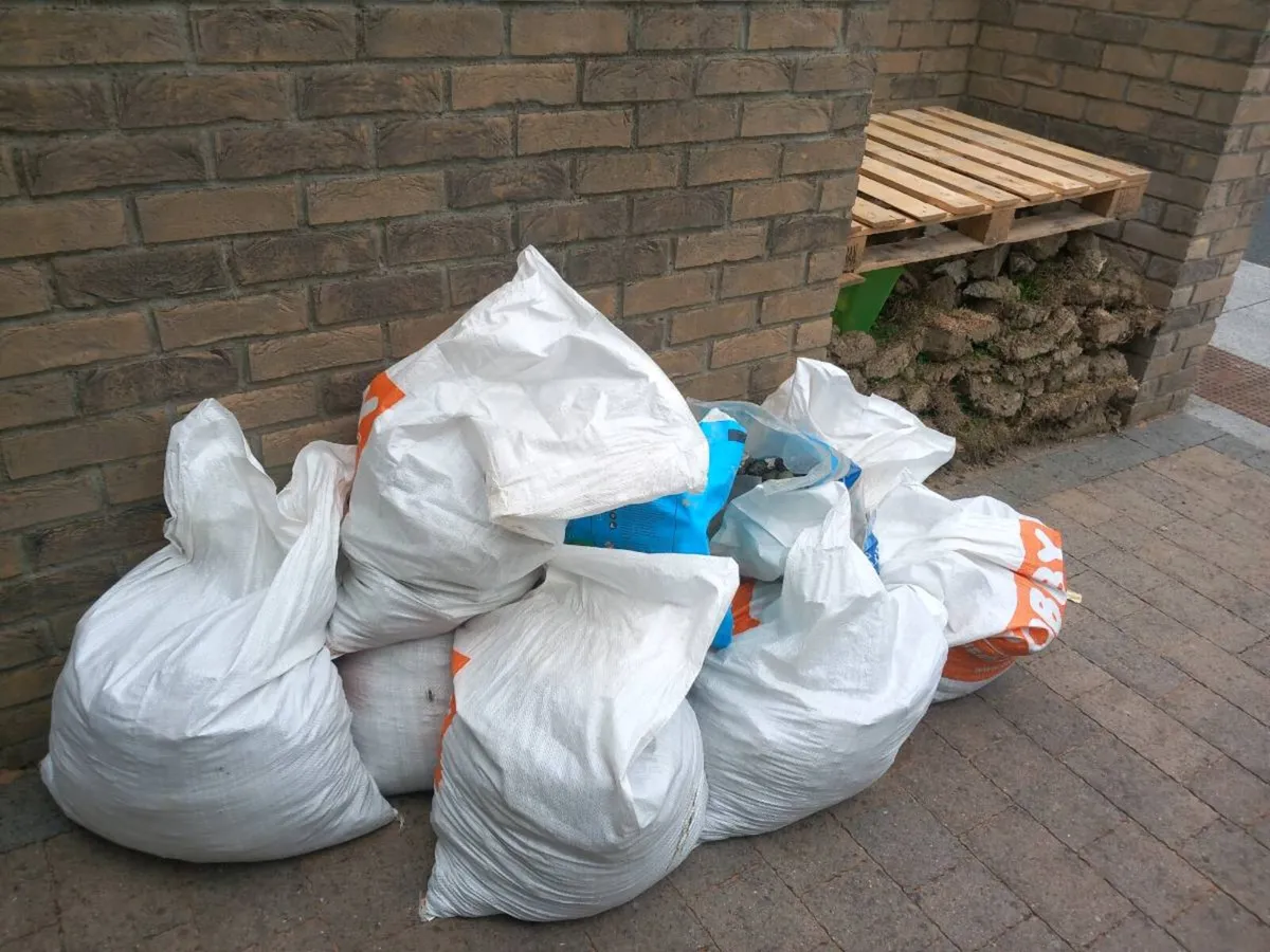Top soil free to take away - Image 1