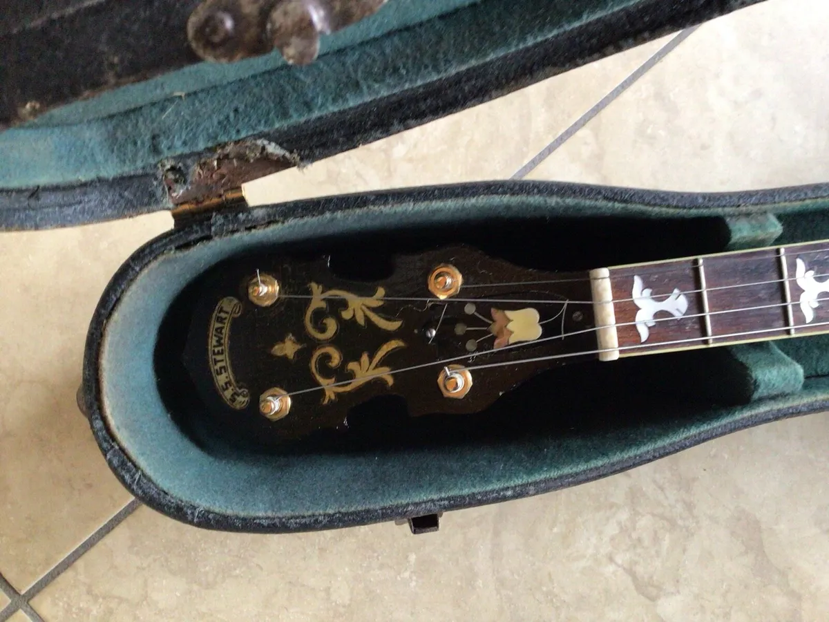 Vintage banjos - Image 2