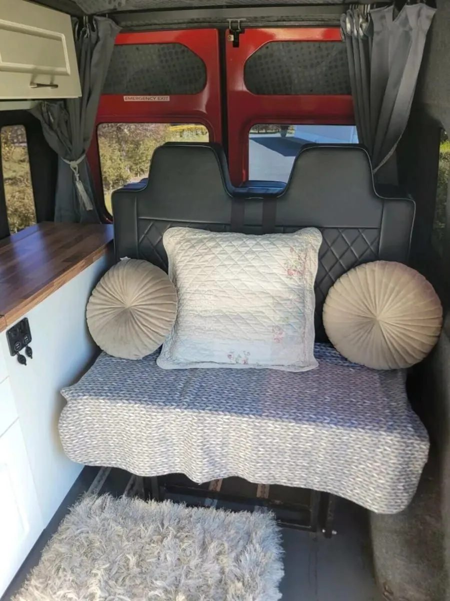 Campervan - Image 4