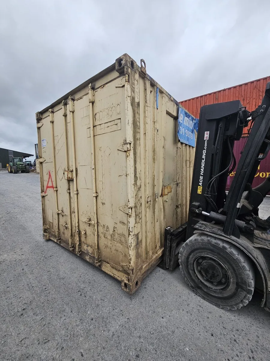 10 x 8 containers - Image 1