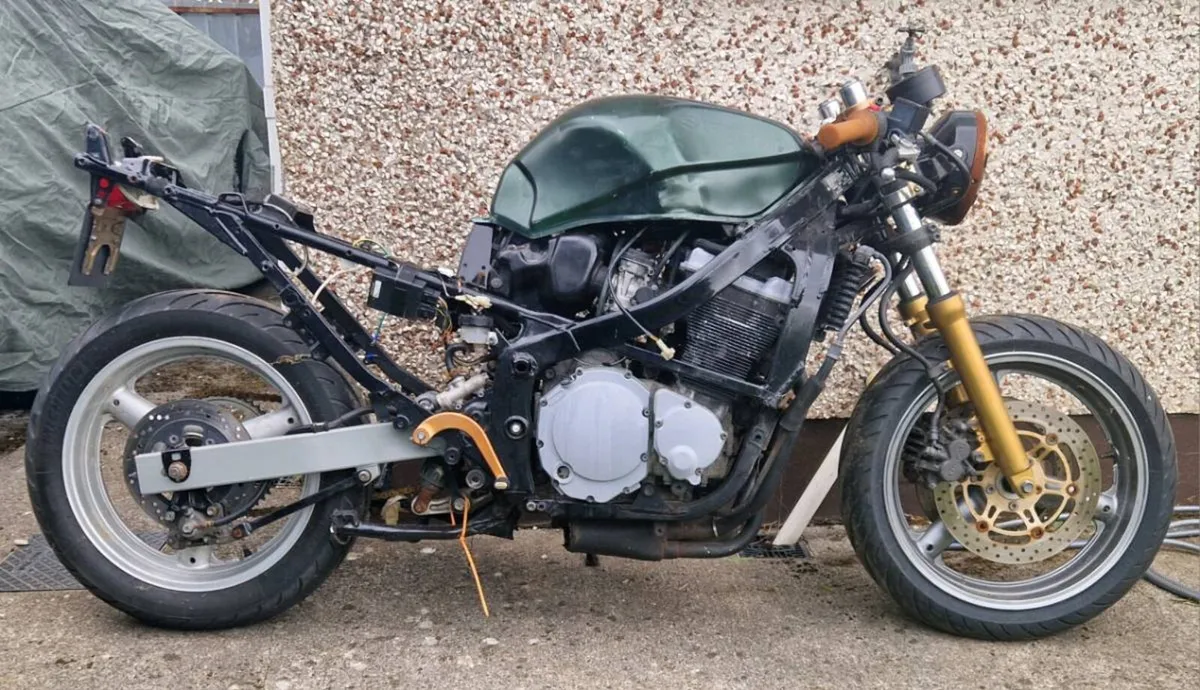 Suzuki GSXF unfinished project - Image 1