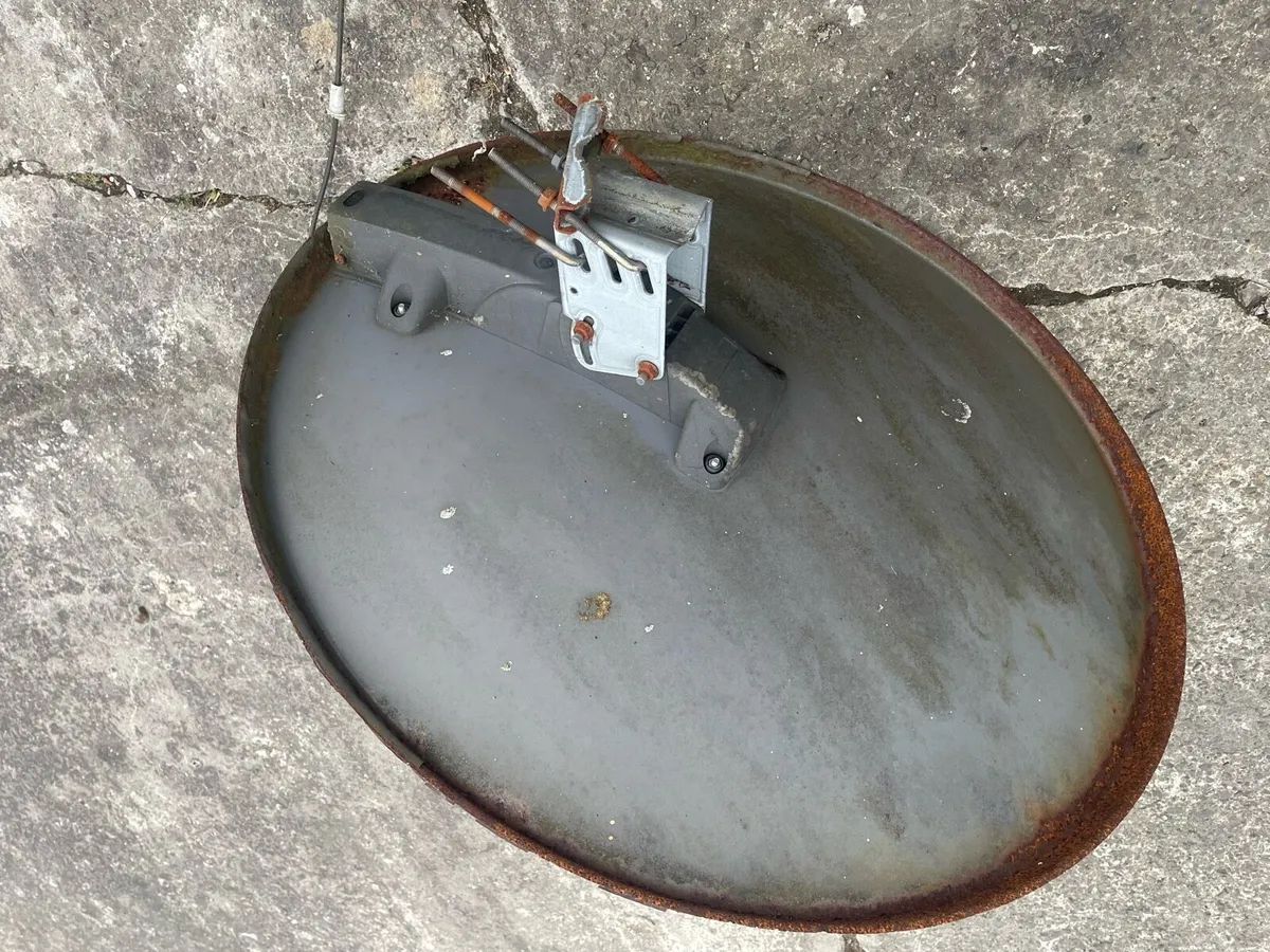 Satellite Motor and Dish - Image 4