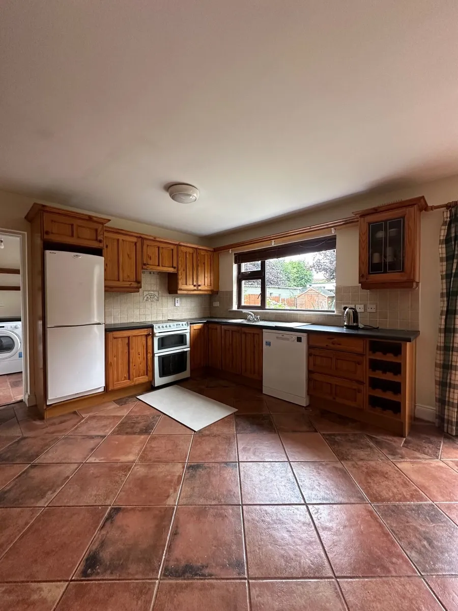 Kitchen - Image 1