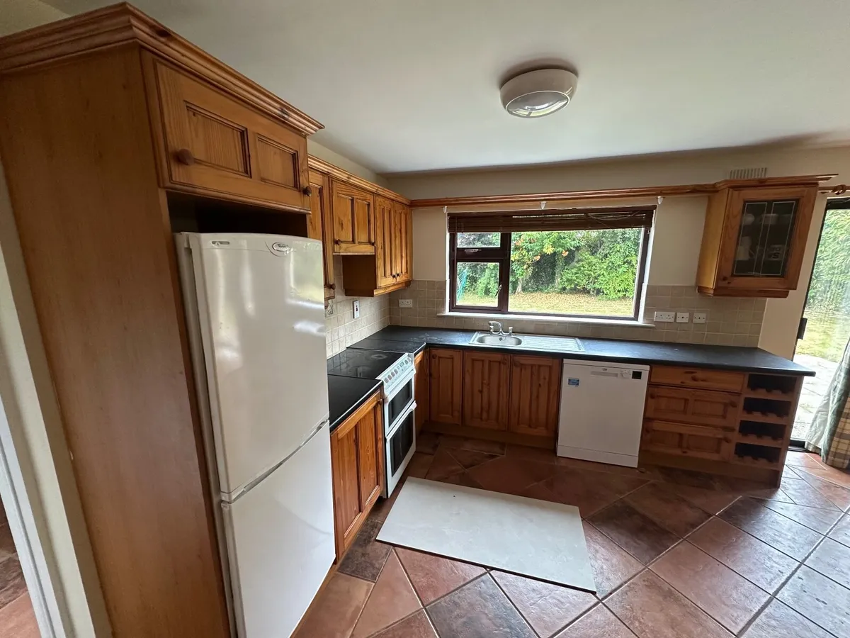 Kitchen - Image 3