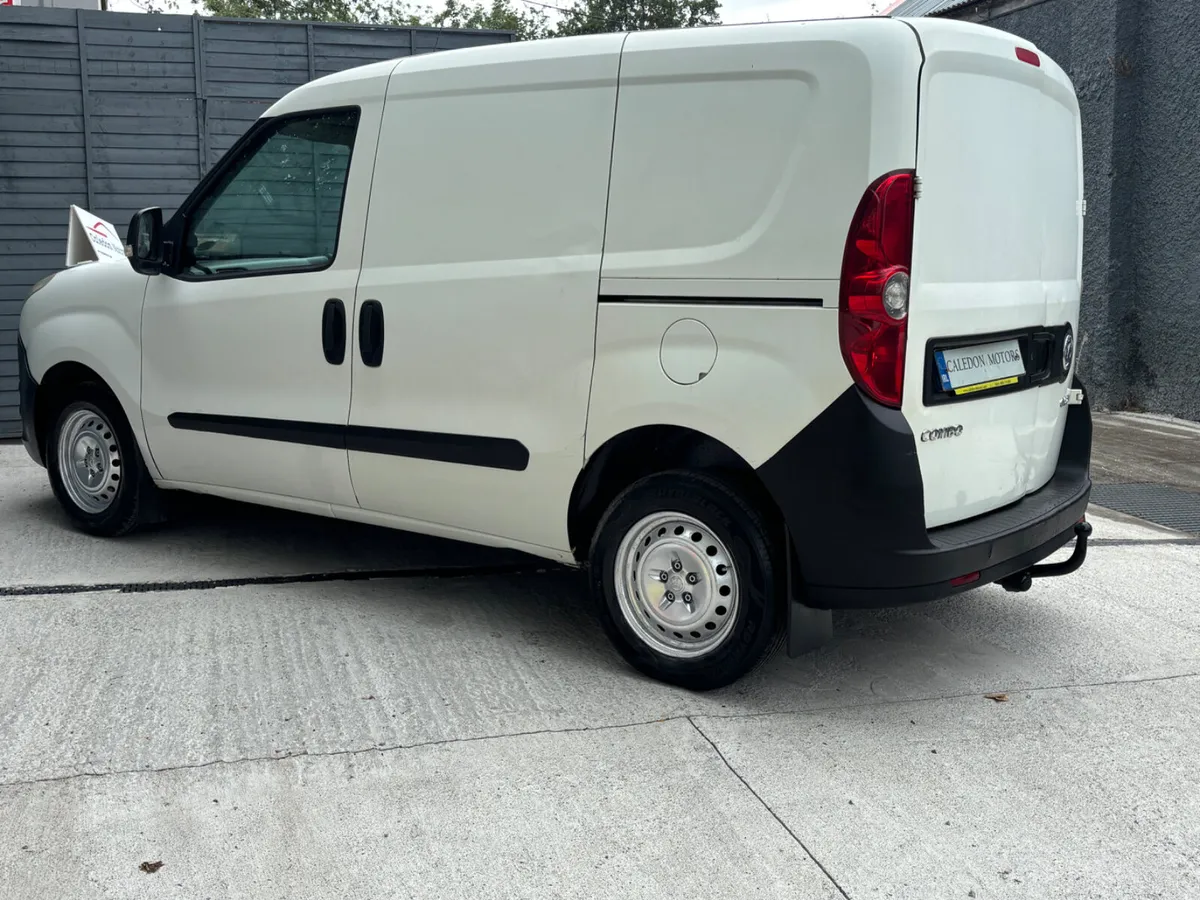 15 VAUXHALL COMBO- NEW CVRT - Image 3