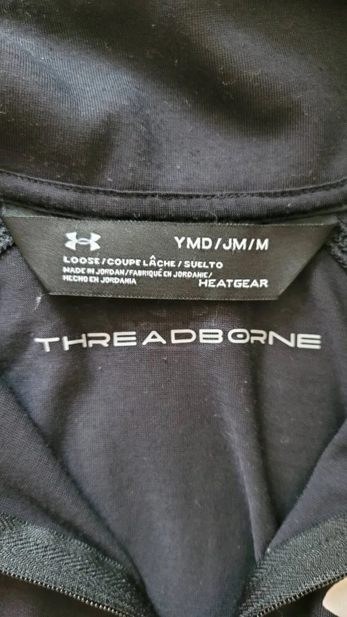 Under armour top for kids size M - Image 3