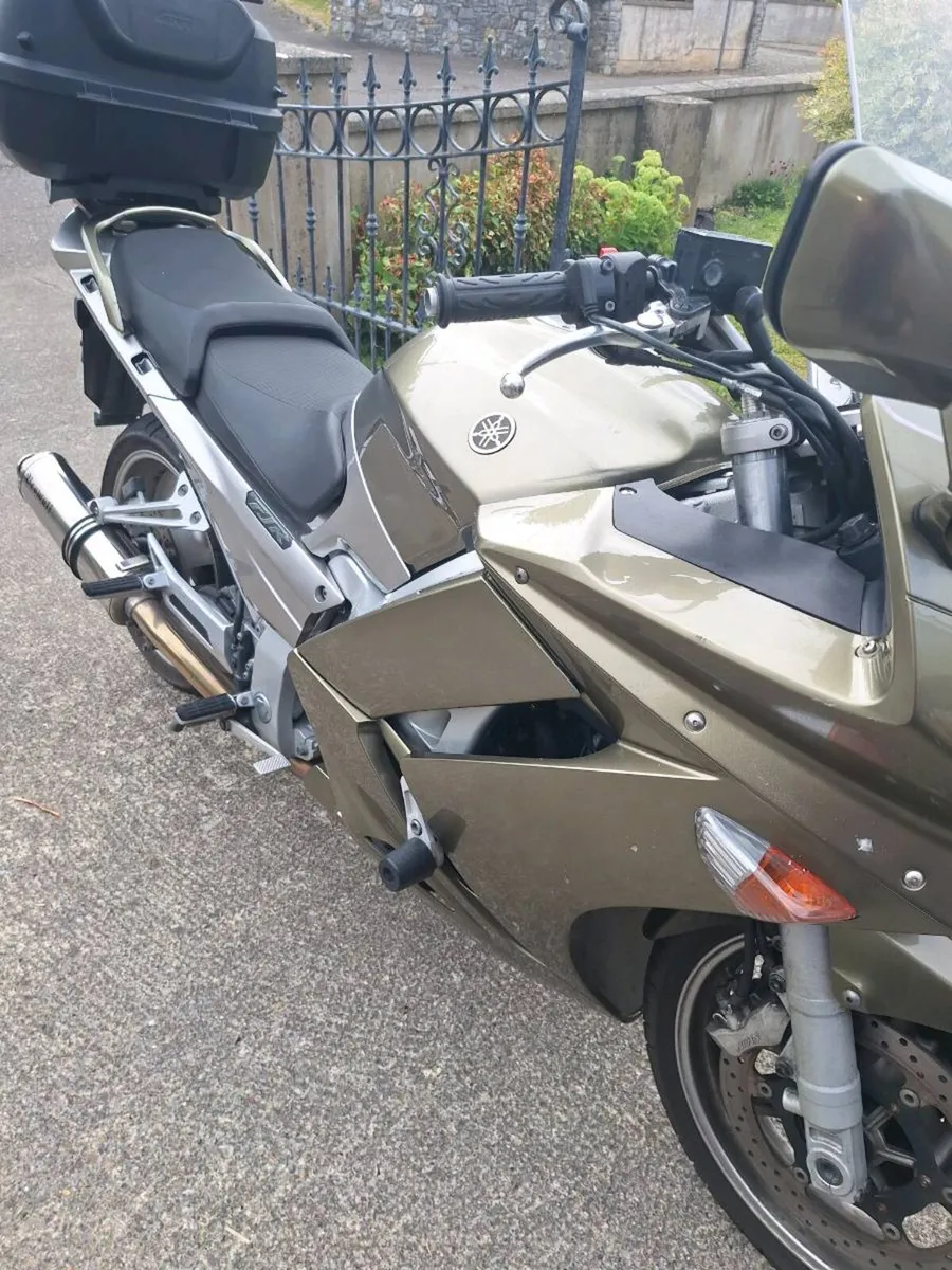Yamaha fjr 1300 very low miles - Image 2