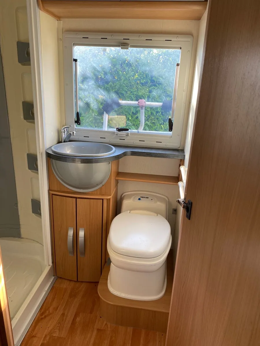 Campervan - Image 3