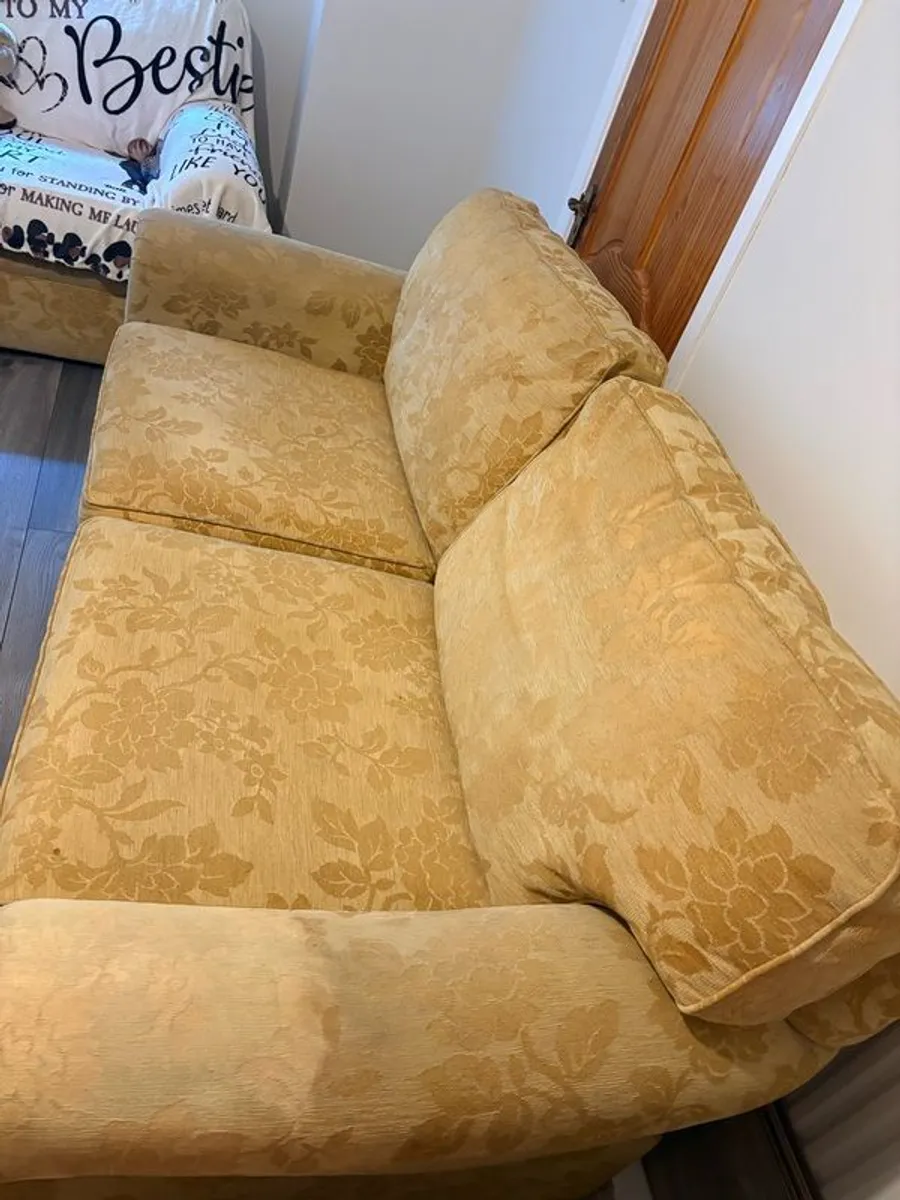sofa - Image 2
