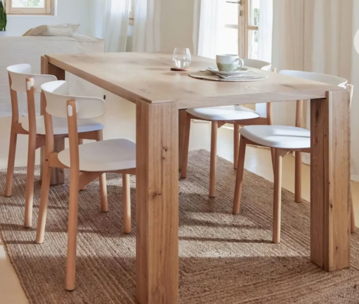 Dinning Table & 4 matching chairs - Image 2