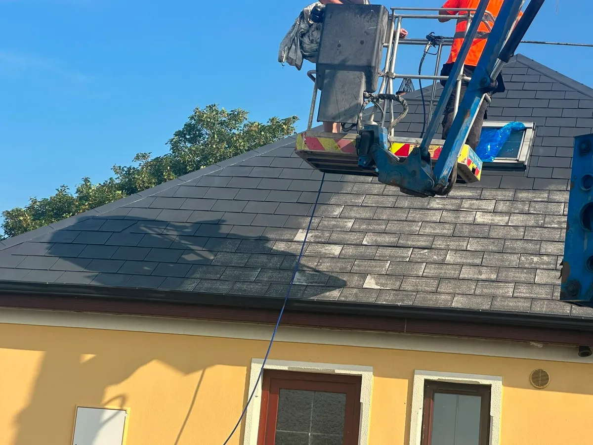 21metre cherrypicker + driver - Image 3