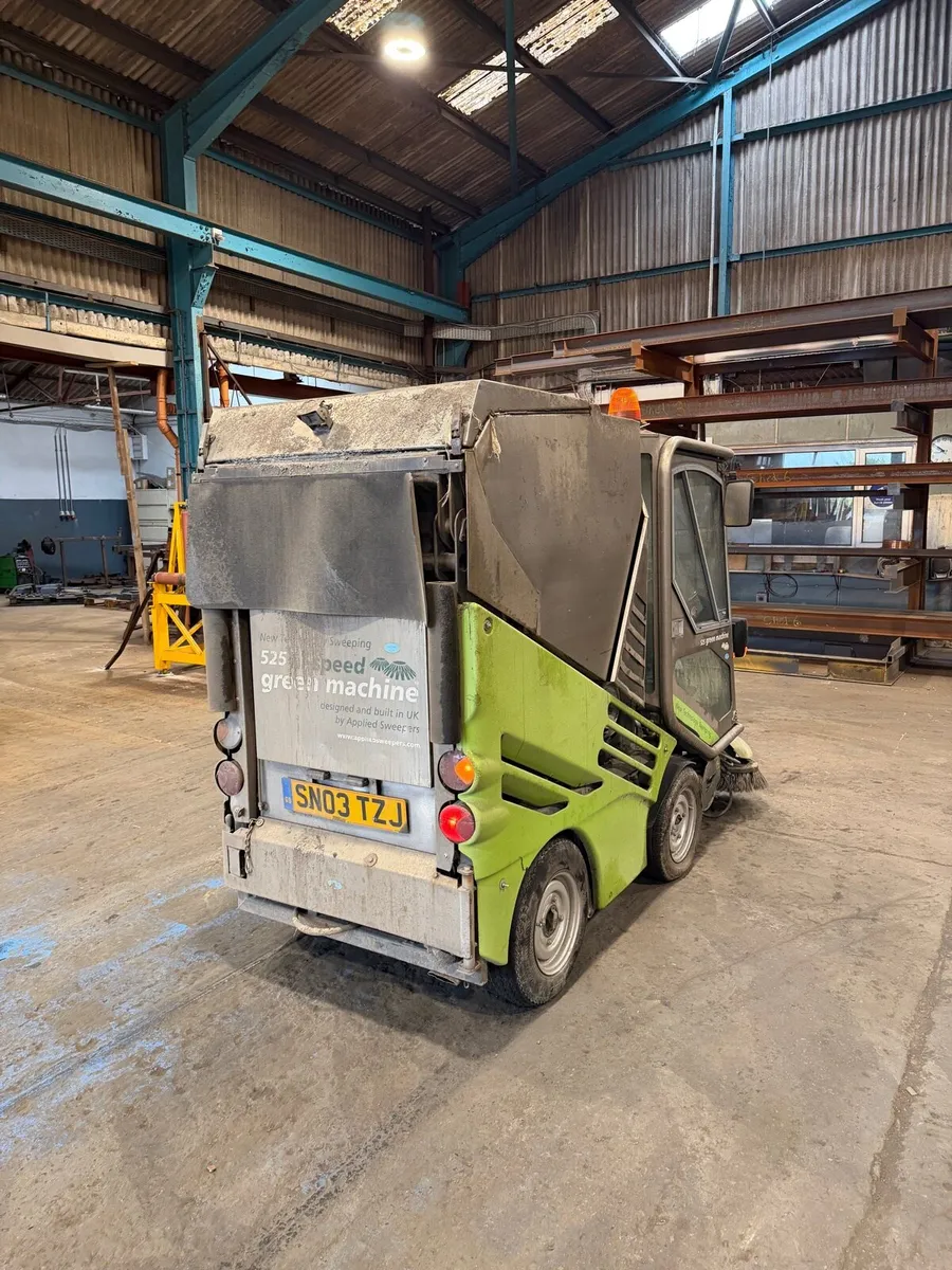 Road Brush Sweeper - Image 4