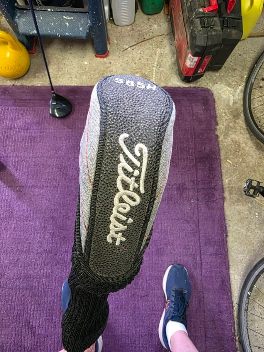 Left handed Titleist 585H 19deg Hybrid - Image 4