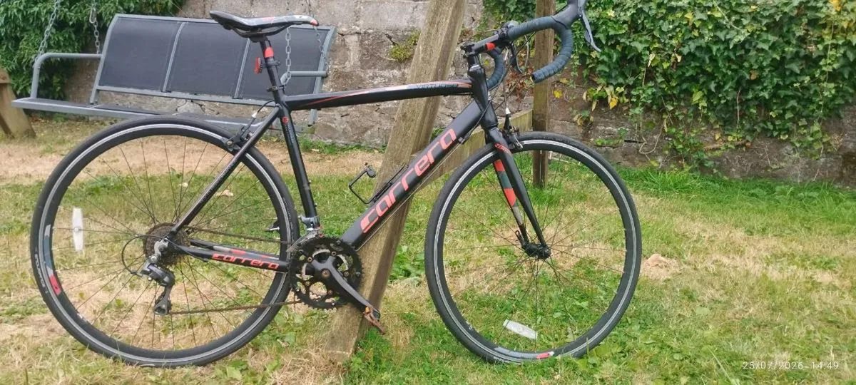 Carrera Virtuoso road bike - Image 1