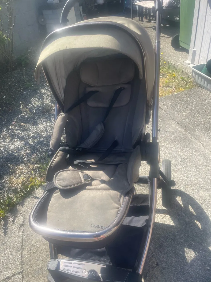 Oyster 3 2 in 1 travel system - Image 3
