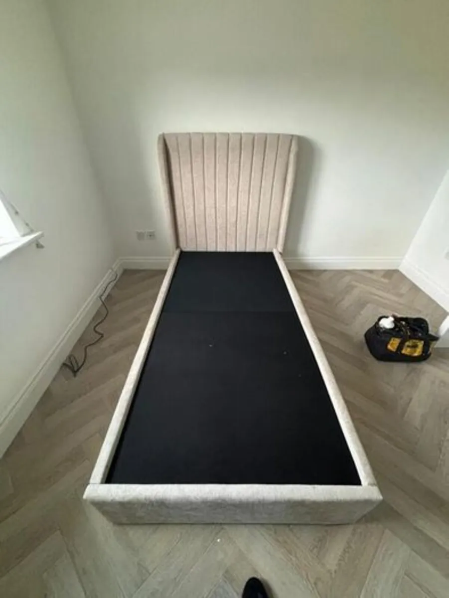STORAGE BEDS - Image 2