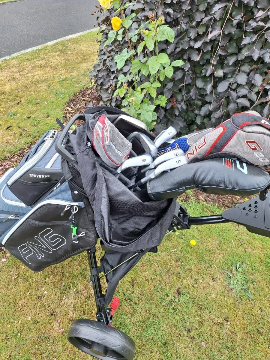 Golf clubs. Premium Ping set, bag and trolley - Image 2