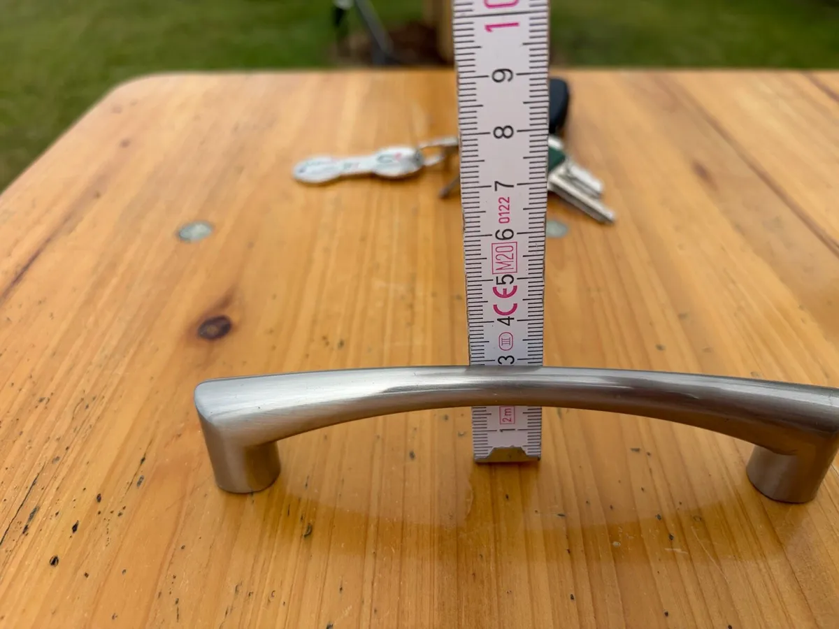 Cabinet/Wardrobe Handle x 6 - Image 4