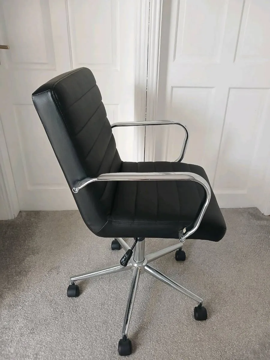 Office Chair - Image 2