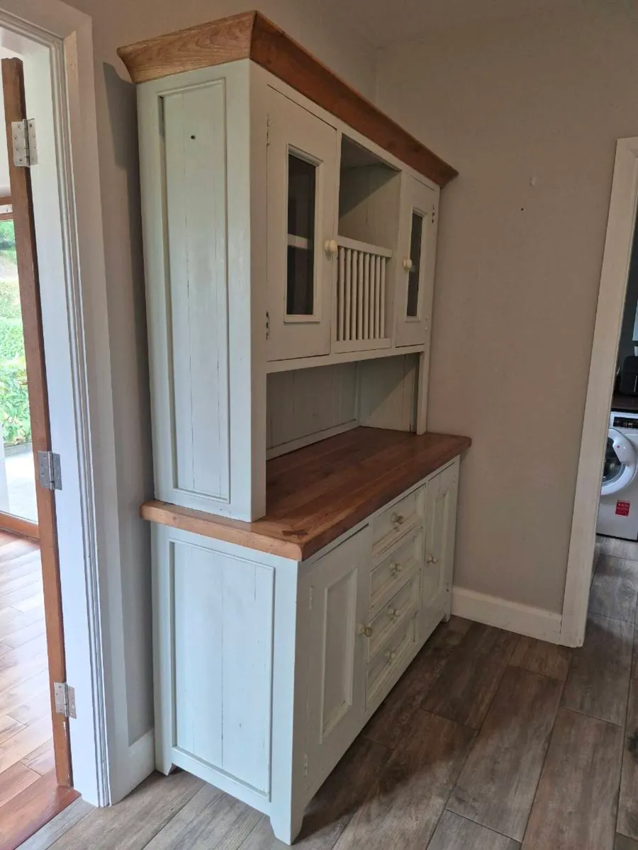 Country Style Dresser - Image 2