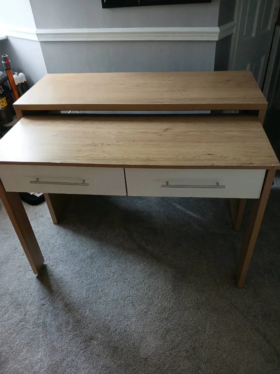 Desk - Image 2