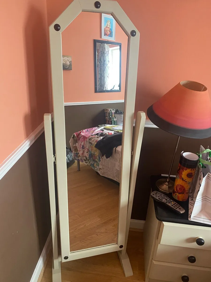 Dressing mirror - Image 1