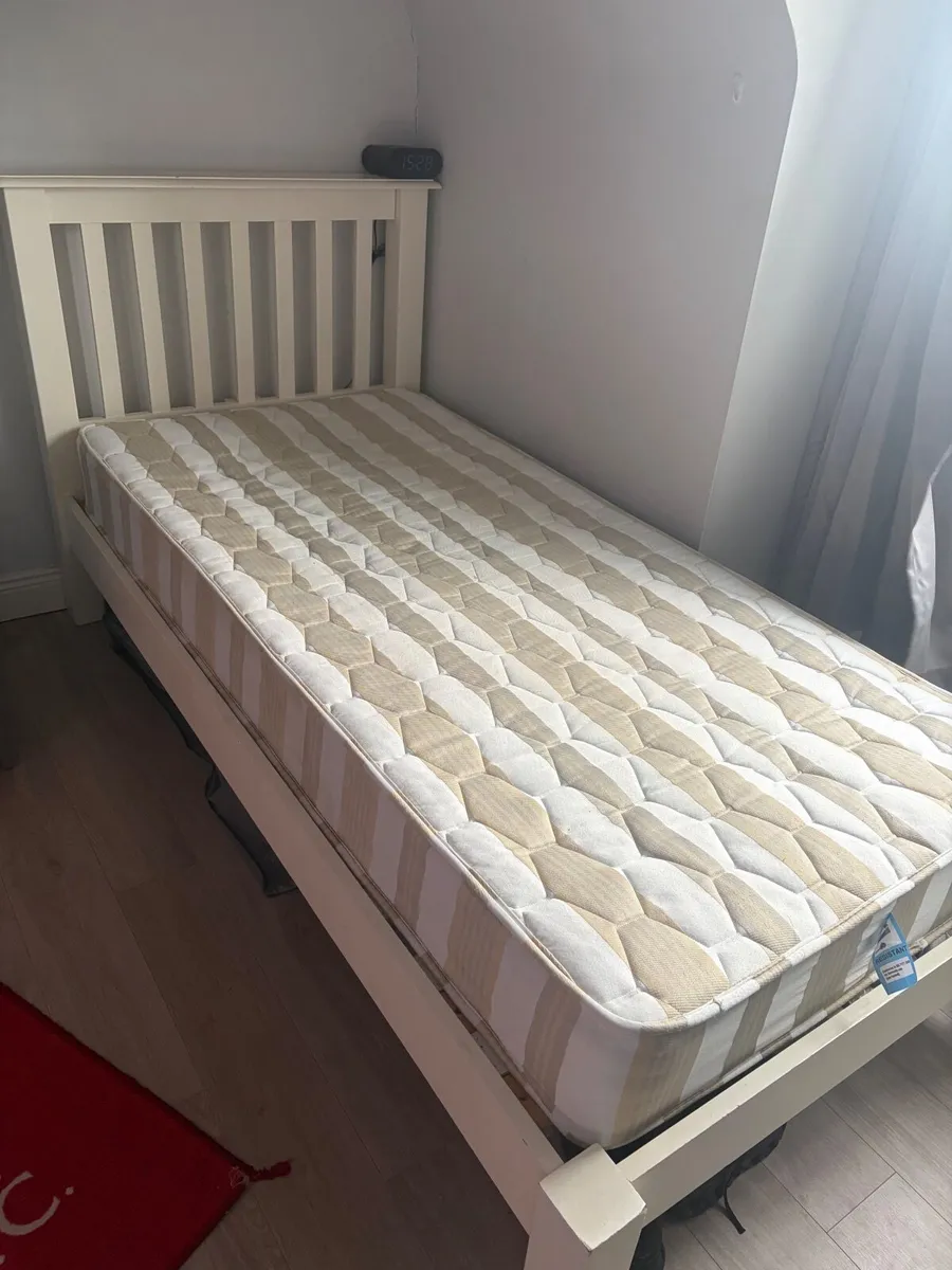 Kids bed - Image 1