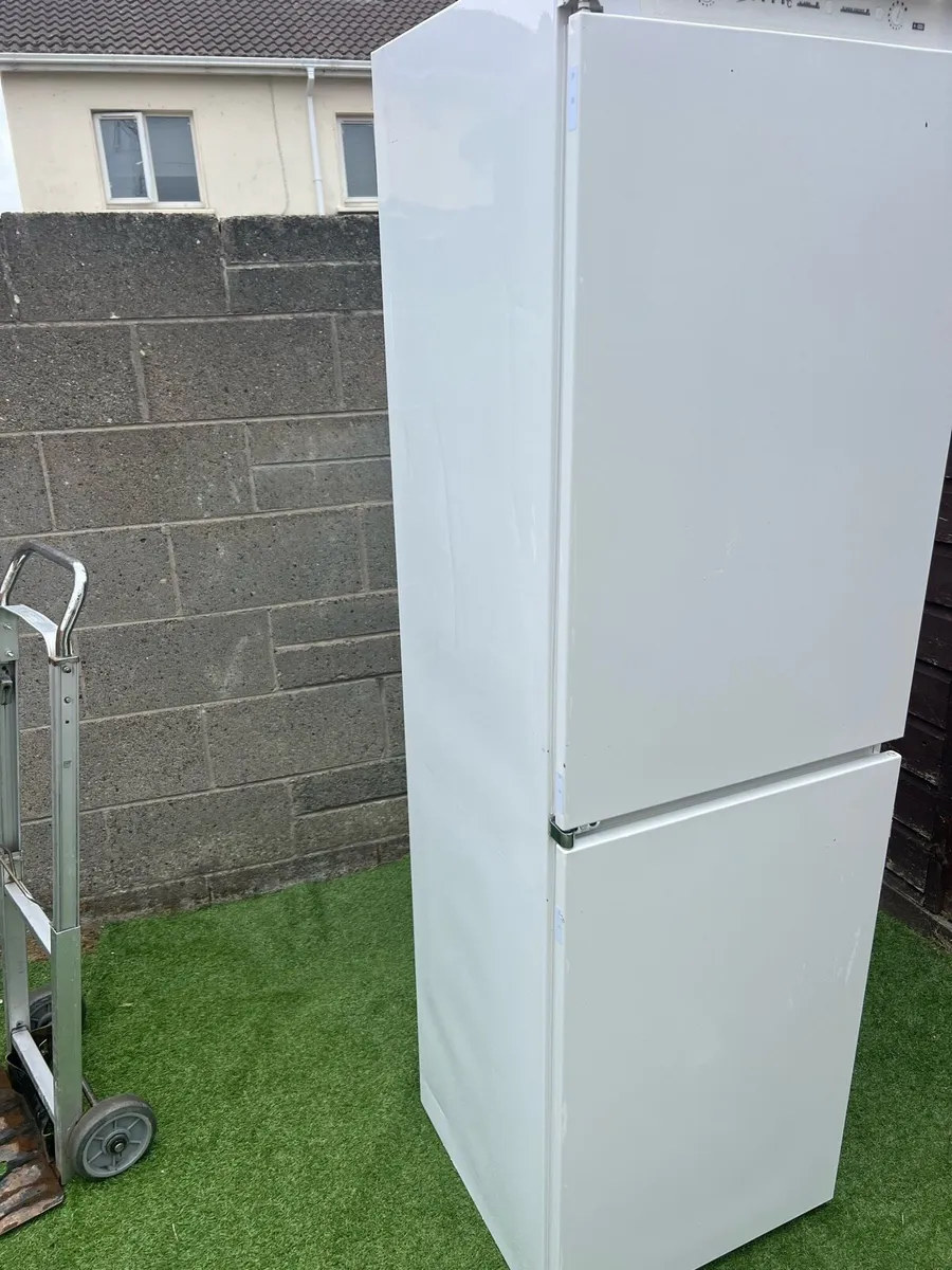 Fridge freezer - Image 2