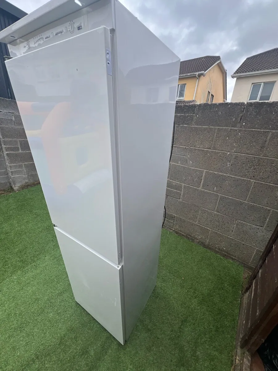 Fridge freezer - Image 3