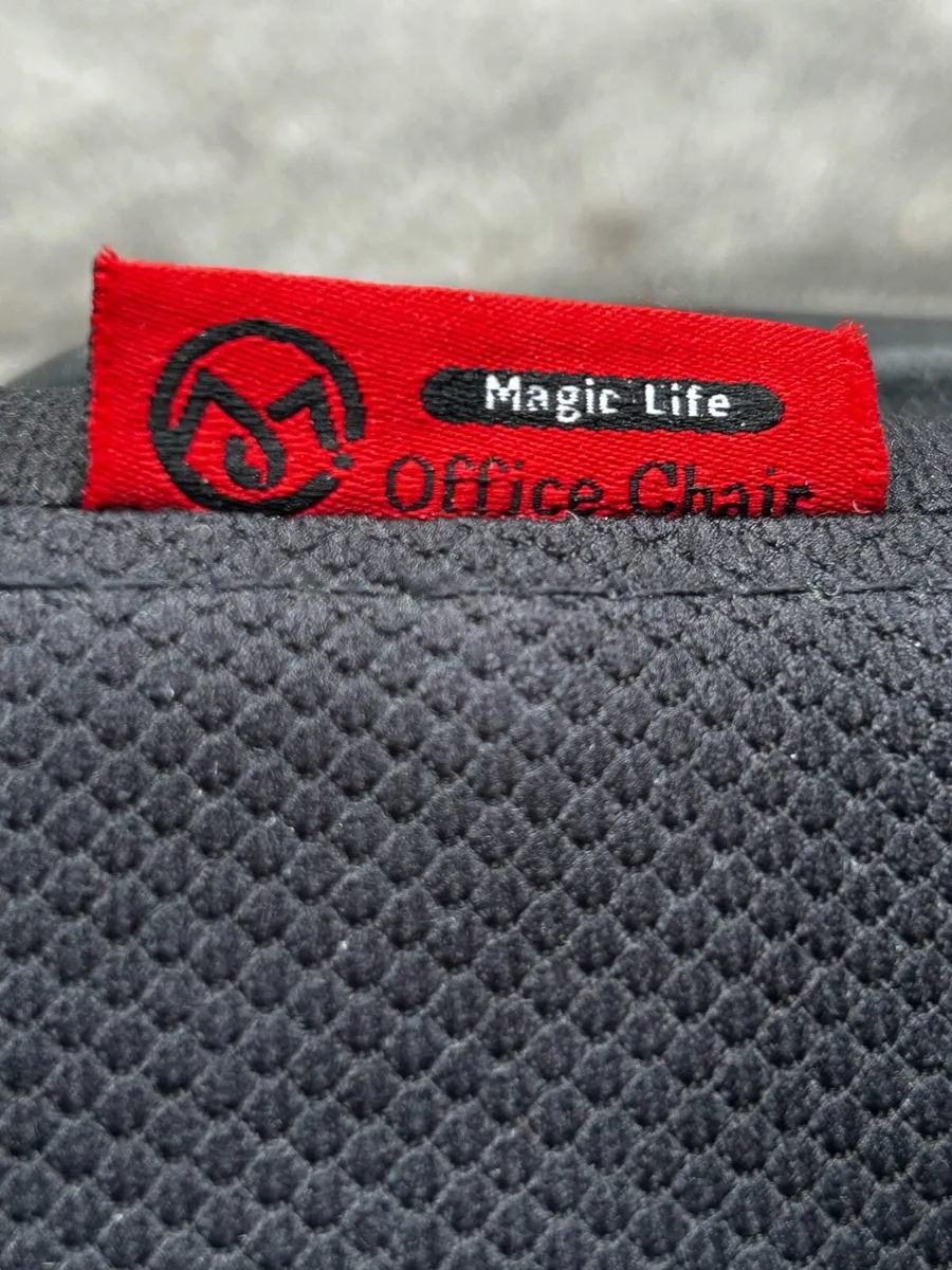 Ergonomic office / gaming chair - Image 2