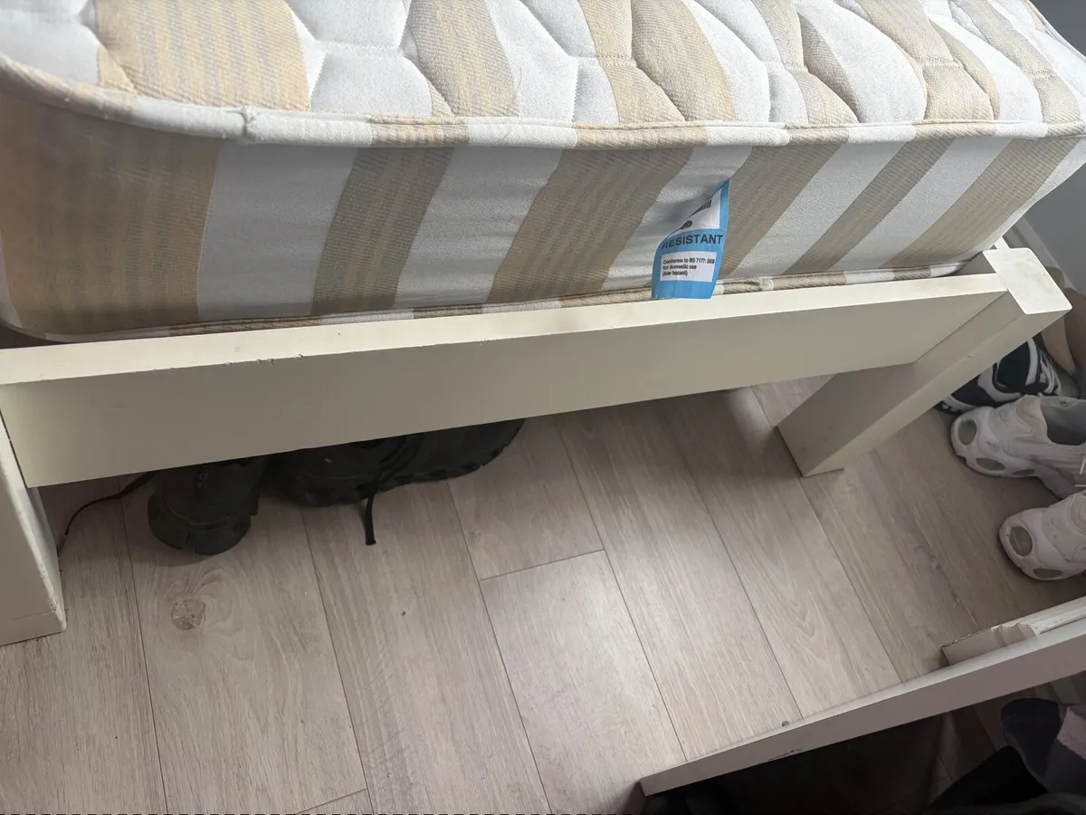 Kids bed - Image 4