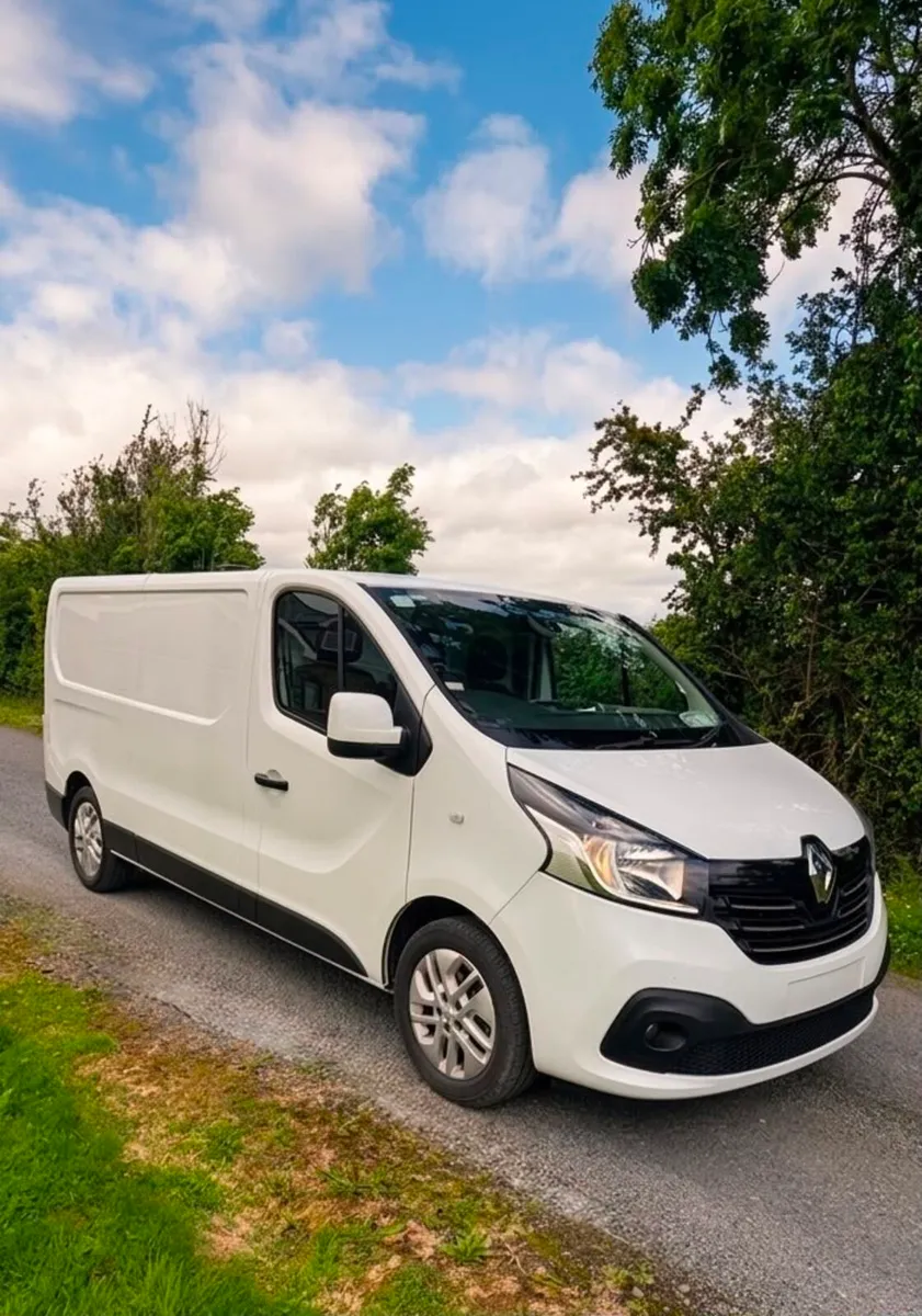 Renault Trafic - Image 1