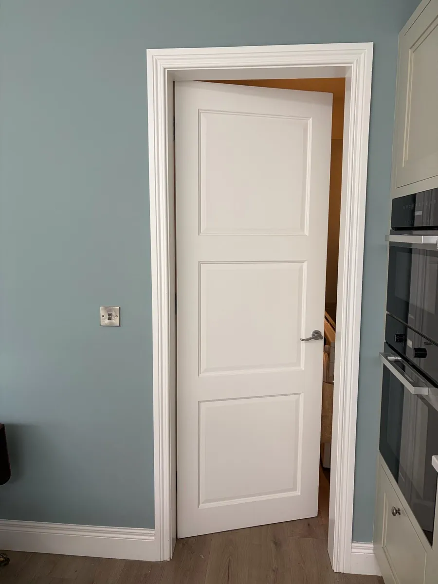 Shaker Style Door x 2 - Image 1
