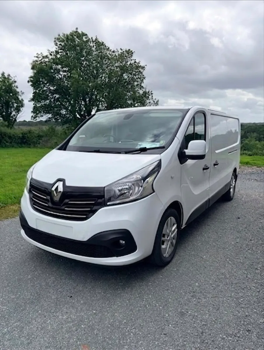 Renault Trafic - Image 2