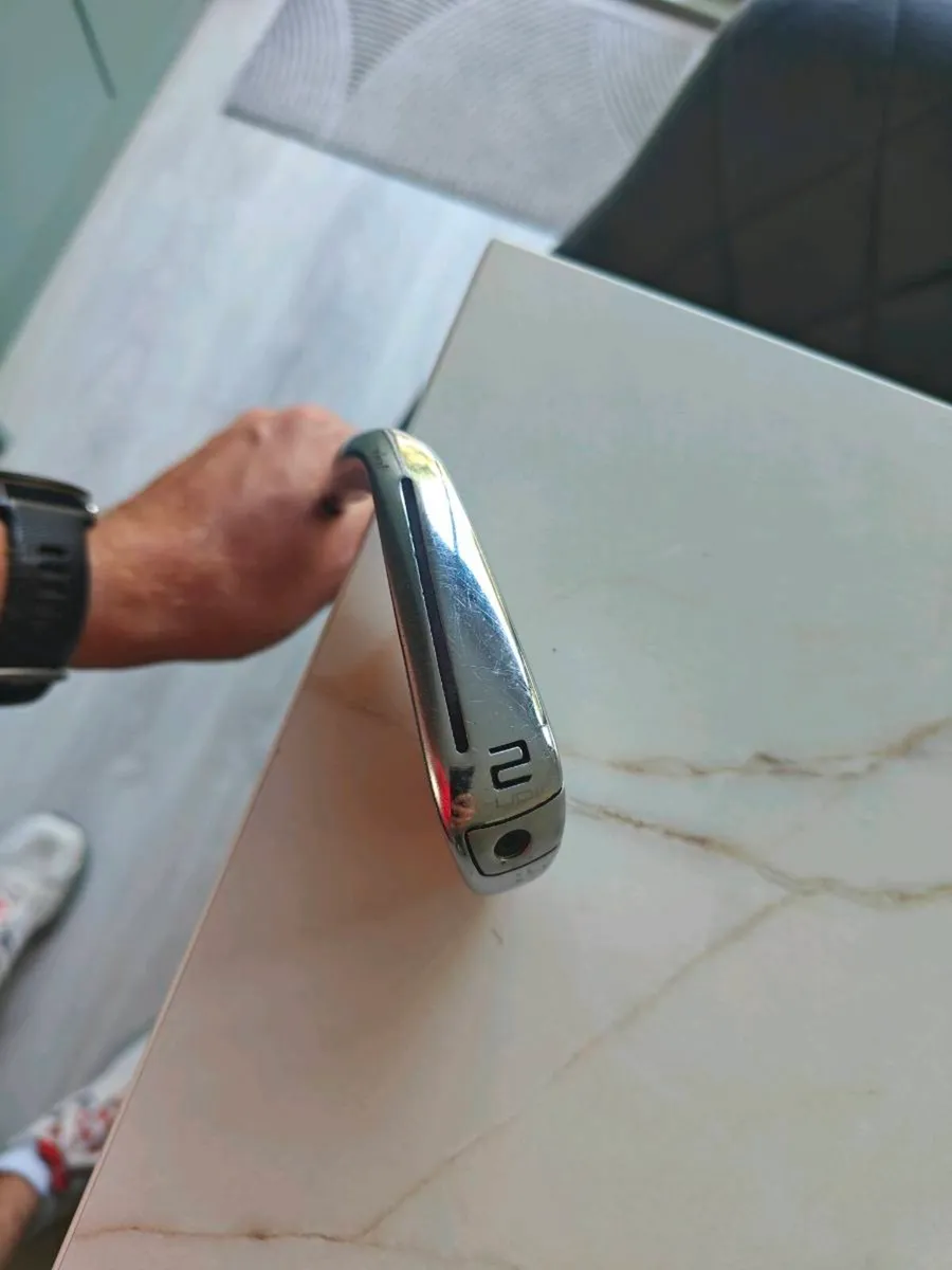 TaylorMade P790 2-iron - Image 4