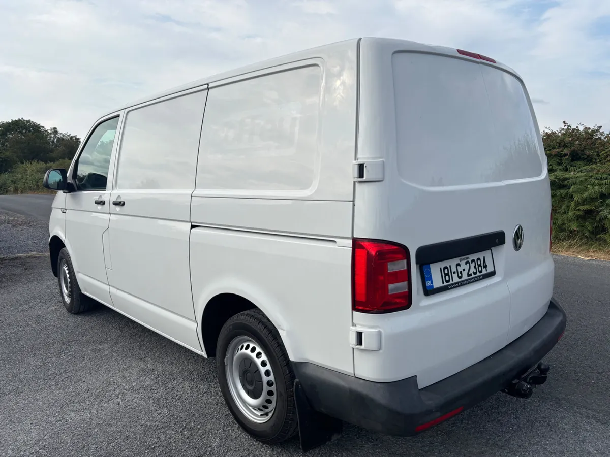 Volkswagen Transporter 2018 - Image 4