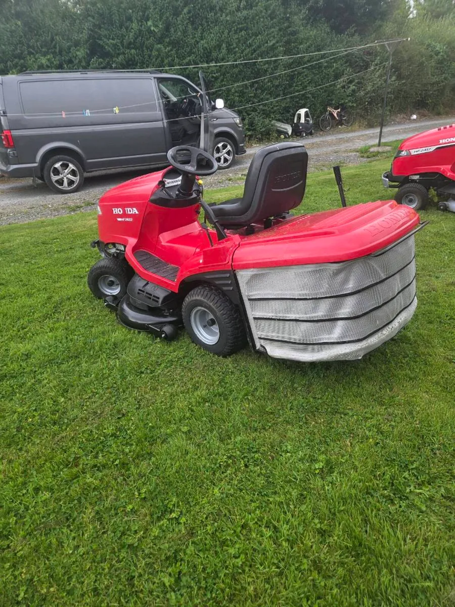 Ride on mower - Image 3