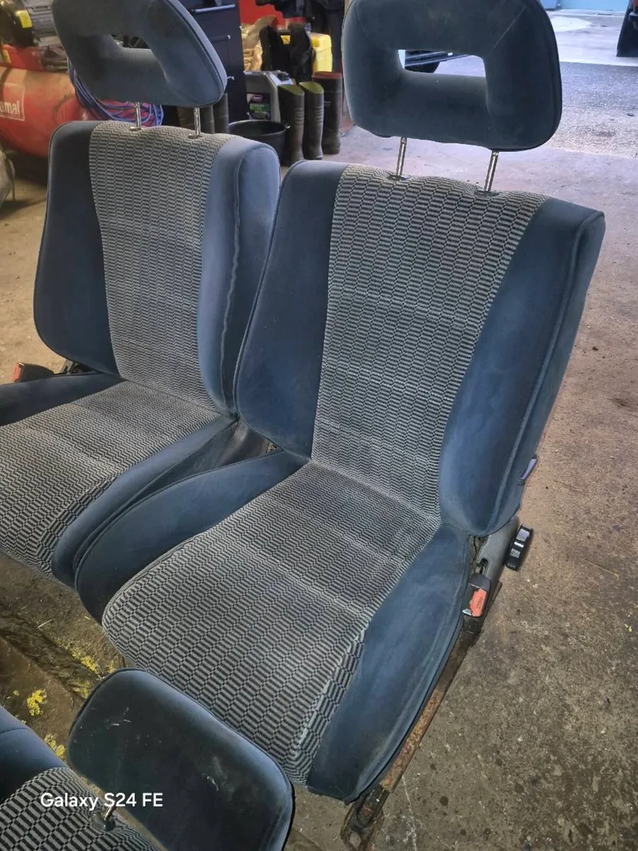 Carina 2 25th anniversary Interior - Image 2