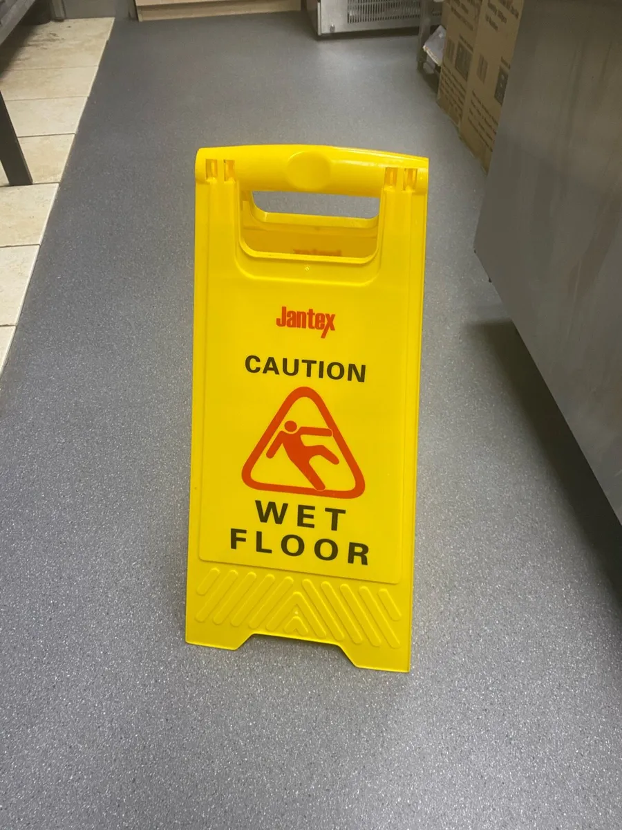 Wet floor sign - Image 1