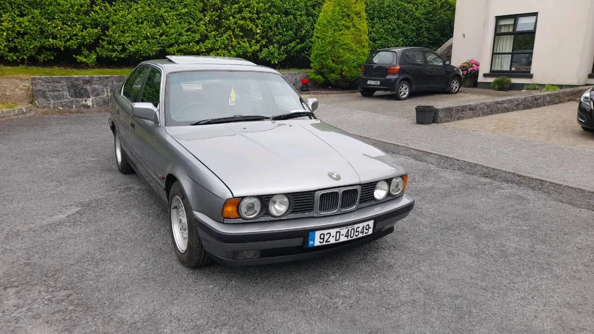 BMW 525 - Image 1