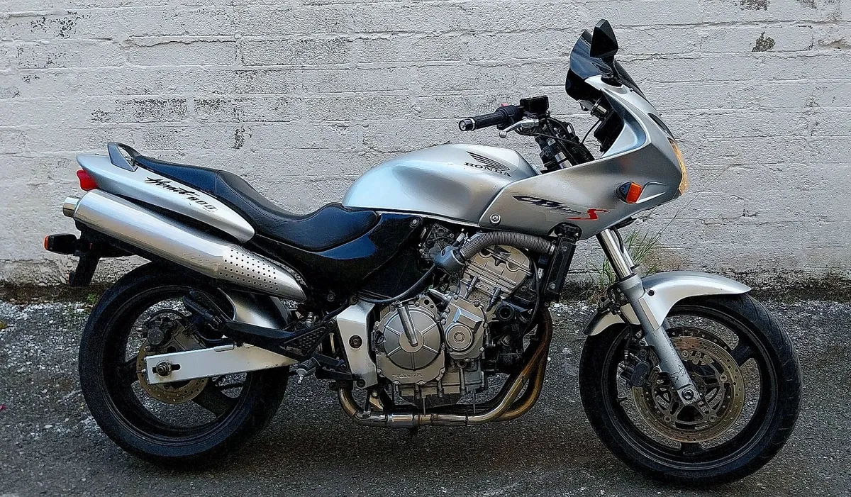 02 HONDA HORNET CB600 - Image 2