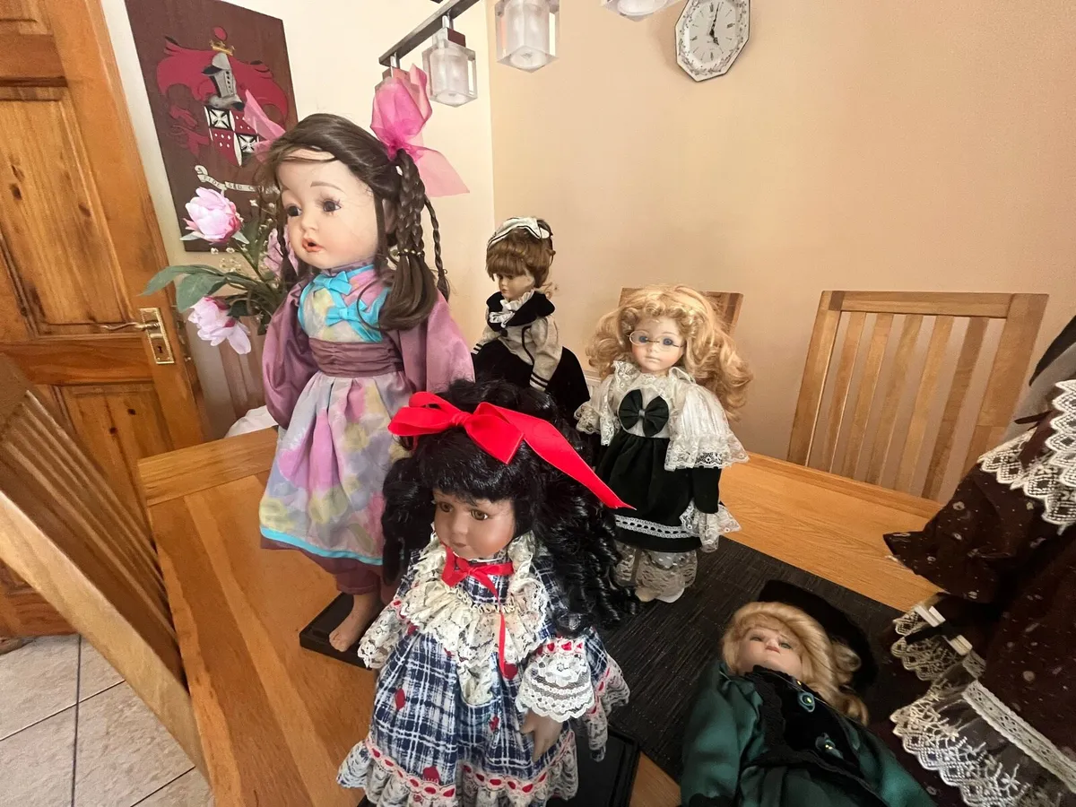 Doll collection - Image 2