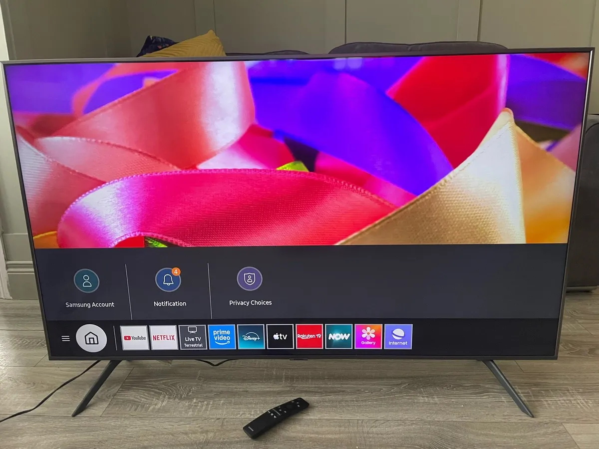55” SAMSUNG CRYSTAL UHD 4K SMART TV - Image 1