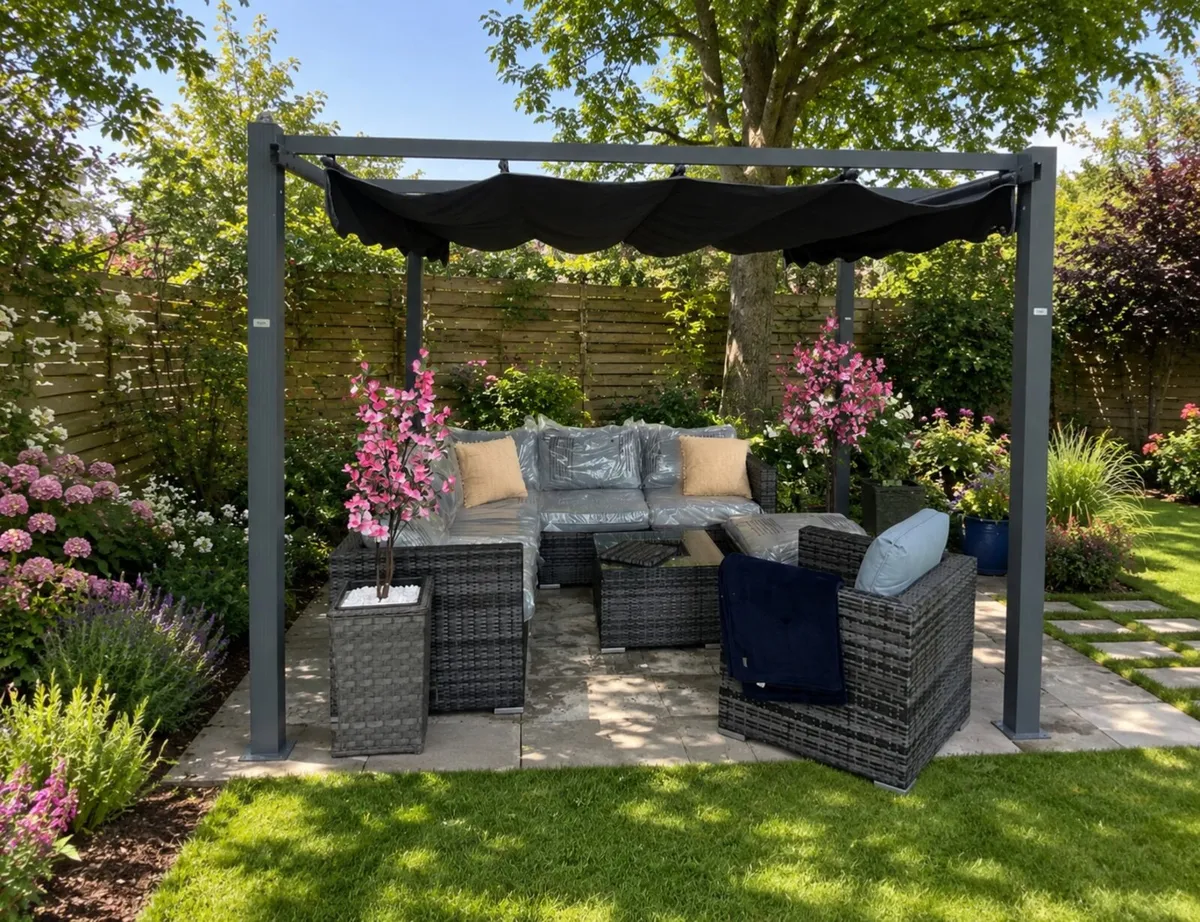 Garden furniture - Image 1