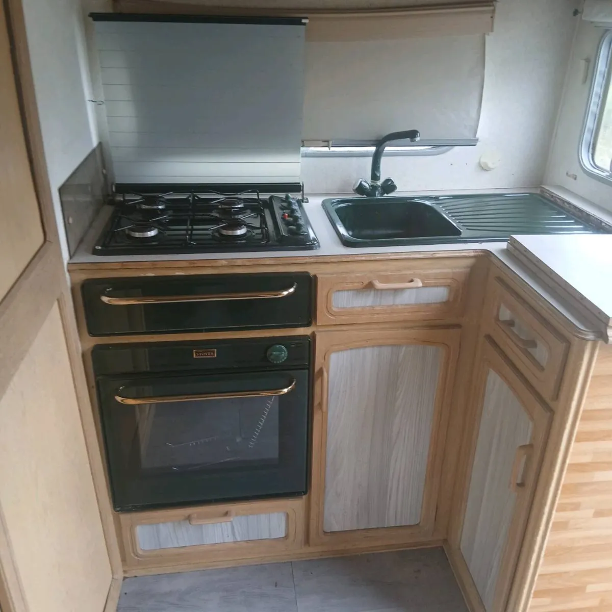 Caravan - Image 3