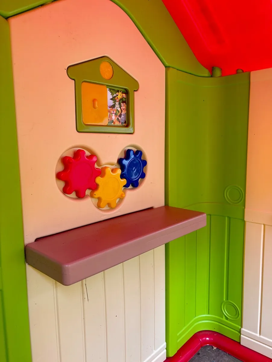 Deluxe Play House with Table and Chairs - Image 3