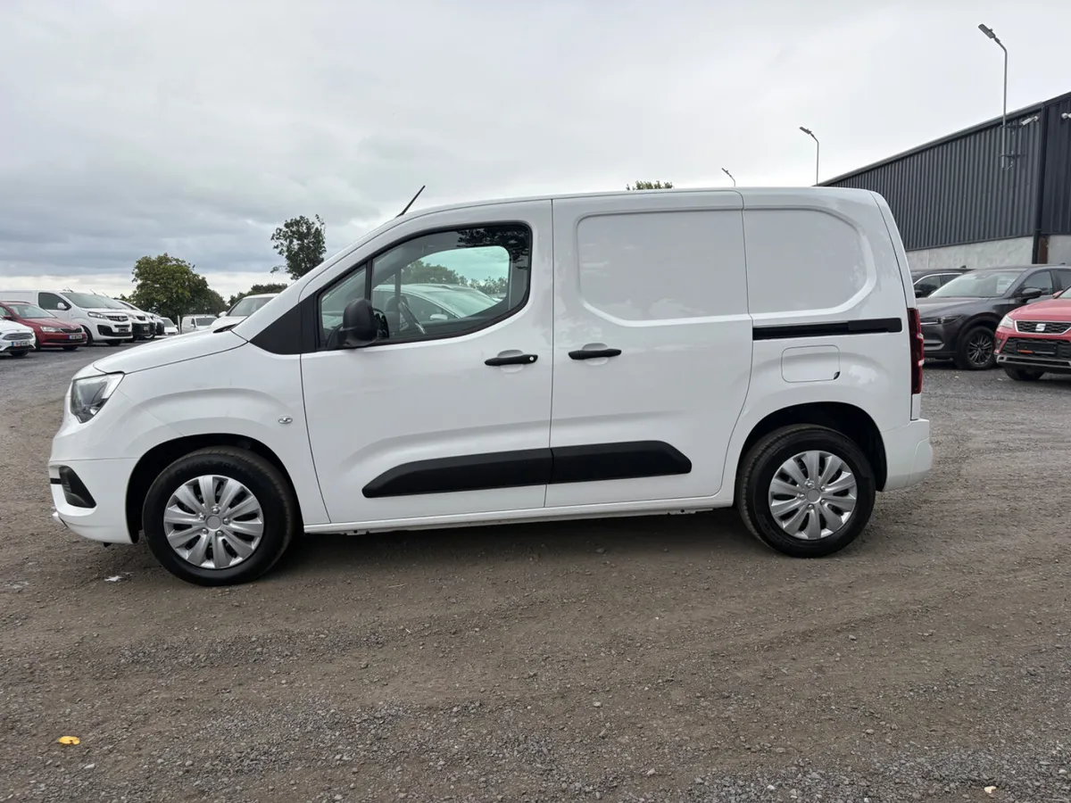Opel Combo - Image 2